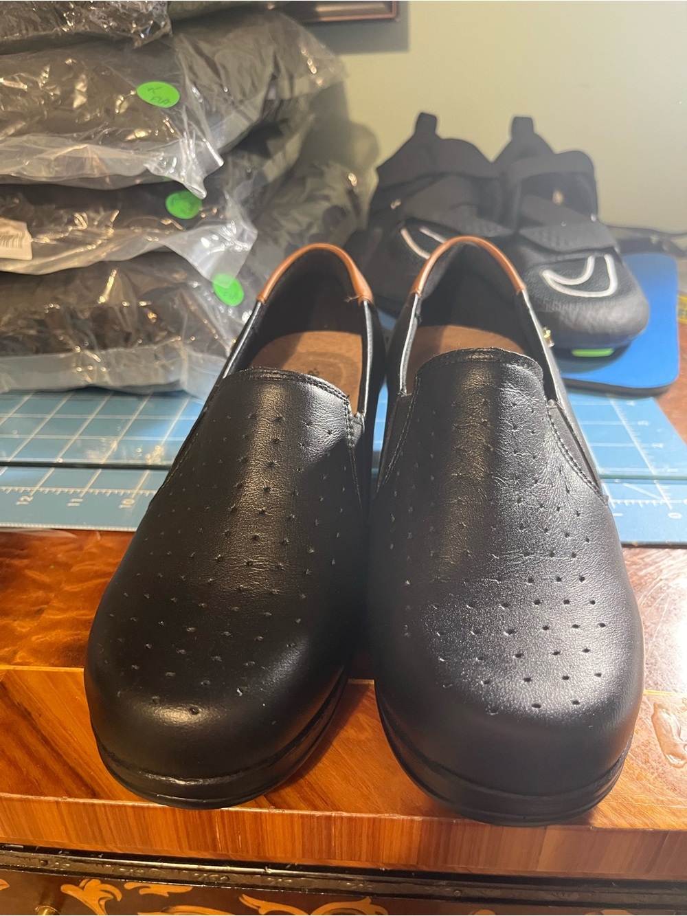 Men's Black Slip-On Comfort Work Shoes